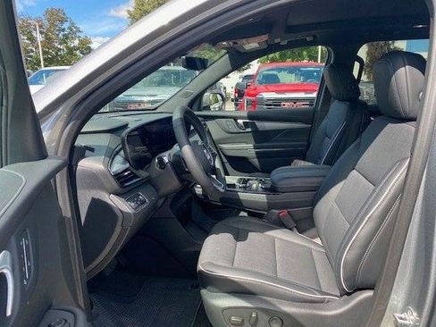 New 2026 Buick Enclave Preferred w/ Power Package image 16