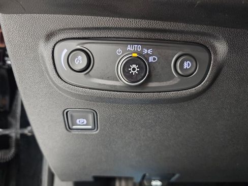 Used 2022 GMC Terrain SLT AWD/4WD image 24