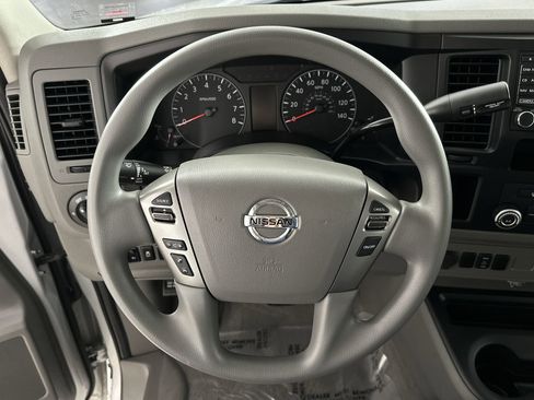 Used 2018 Nissan NV 3500 SV w/ Navigation Package image 18