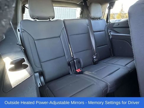 Used 2022 Chevrolet Tahoe LT w/ Luxury Package image 19