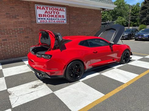 Used 2021 Chevrolet Camaro ZL1 RWD image 30