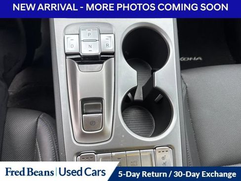 Used 2023 Hyundai Kona Limited FWD image 9