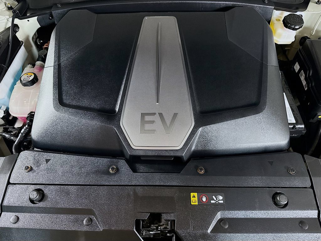 Used 2022 Kia EV6 Wind w/ Wind Technology Package AWD/4WD image 33