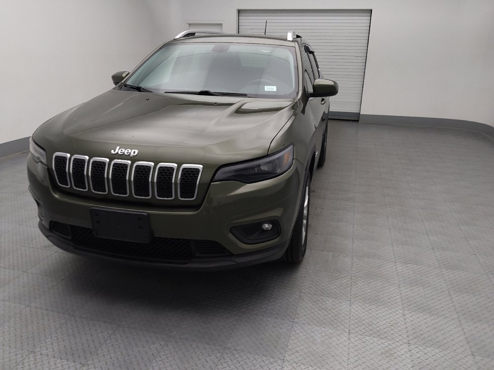 Used 2019 Jeep Cherokee Latitude w/ Cold Weather Group AWD/4WD image 15