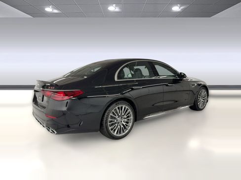 New 2026 Mercedes-Benz E 53 AMG e 4MATIC Sedan image 9