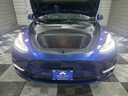 Used 2020 Tesla Model Y Long Range image 36