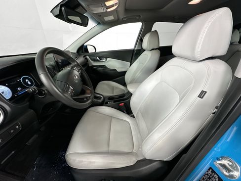 Used 2023 Hyundai Kona Limited AWD/4WD image 22