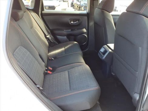 Used 2023 Honda HR-V Sport image 11