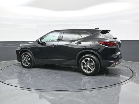 Used 2025 Chevrolet Blazer LT AWD/4WD image 4