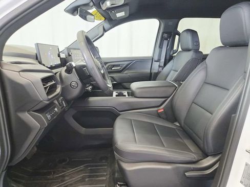 Used 2024 Chevrolet Silverado EV W/T image 8