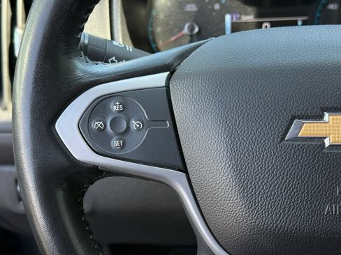 Used 2018 Chevrolet Colorado LT w/ LT Convenience Package RWD image 8