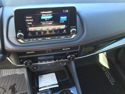 New 2026 Nissan Rogue SV image 12