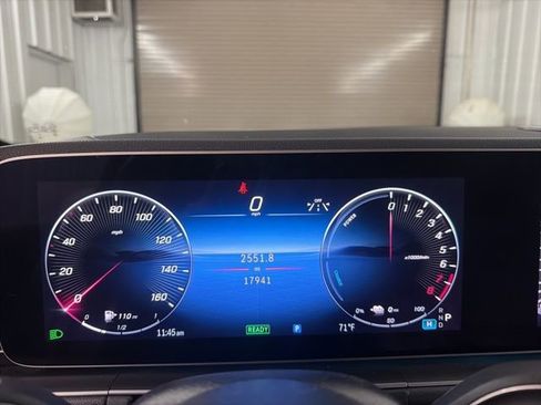 Used 2025 Mercedes-Benz GLE 450e 4MATIC image 26