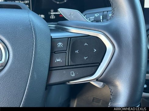 Used 2025 Lexus RX 450h AWD w/ Convenience Package image 14