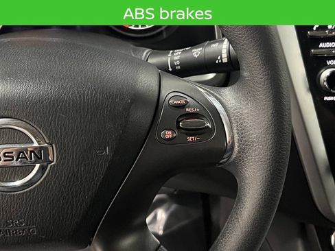 Used 2021 Nissan Murano S FWD image 18