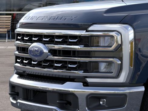 New 2025 Ford F250 Lariat w/ Lariat Ultimate Package AWD/4WD image 17