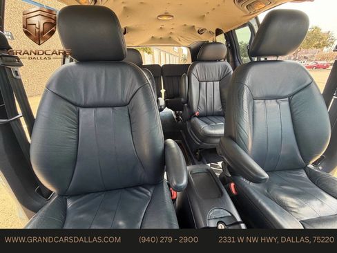 Used 2001 Chrysler Town & Country LXi image 18