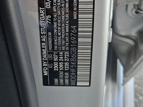 Used 2016 Mercedes-Benz E 350 Sedan image 16