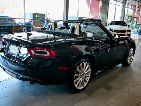 Used 2019 FIAT 124 Spider Lusso w/ Convenience Group image 10