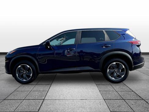 Certified 2024 Nissan Rogue SV FWD image 8