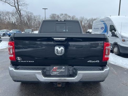 Used 2019 RAM 3500 Limited w/ Max Tow Package image 3