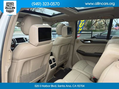 Used 2015 Mercedes-Benz GL 450 4MATIC image 15