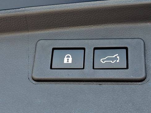 Certified 2025 Subaru Outback Wilderness image 32