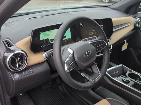 New 2026 Chevrolet Equinox ACTIV w/ LPO, Floor Liner Package image 10