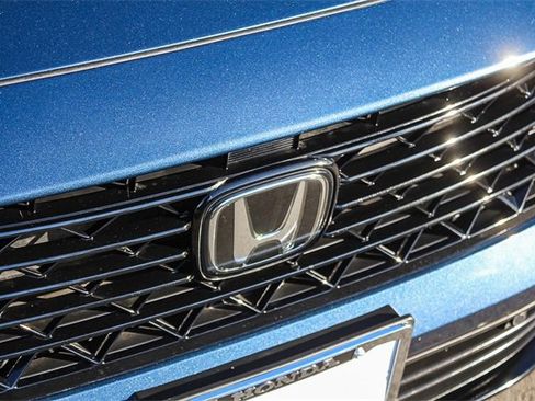 Used 2025 Honda Accord Touring image 17