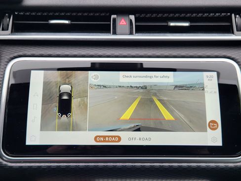 Certified 2021 Land Rover Range Rover Velar R-Dynamic S image 17