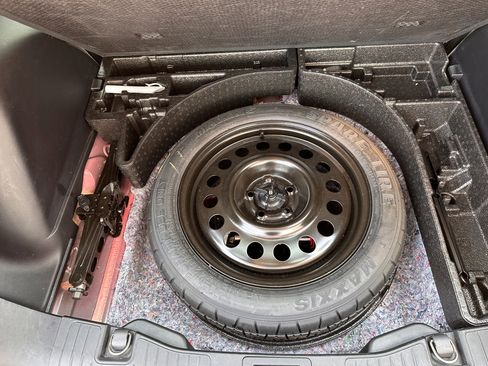 Used 2022 Ford Escape Titanium image 26