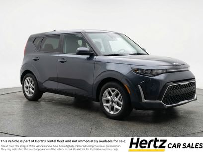 Used 2025 Kia Soul LX w/ LX Technology Package