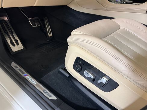 Used 2022 BMW X6 M50i w/ Executive Package image 13