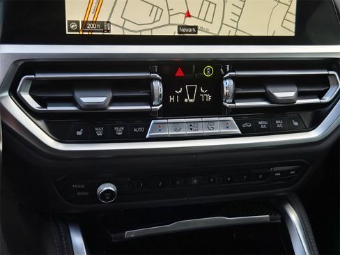 Used 2022 BMW M4 xDrive Competition image 27