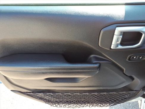 Used 2023 Jeep Gladiator Sport image 17