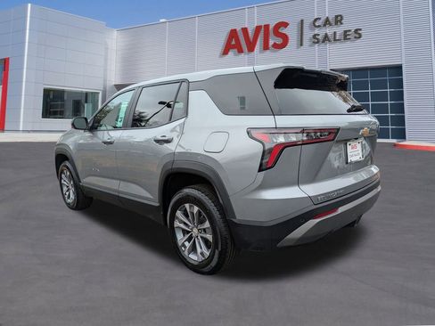 Used 2025 Chevrolet Equinox LT image 9