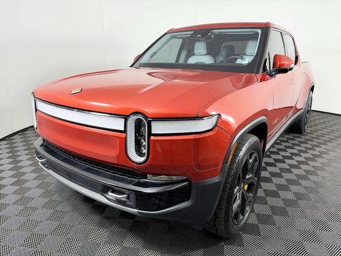 Used 2023 Rivian R1T Adventure AWD/4WD image 3