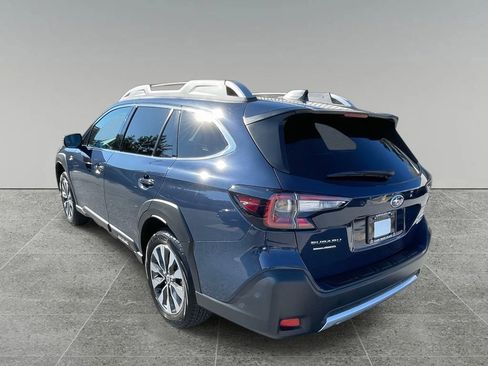 Certified 2025 Subaru Outback Touring XT image 3