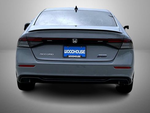 Used 2025 Honda Accord Sport image 6