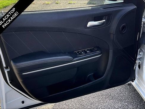 Used 2022 Dodge Charger SXT RWD image 22