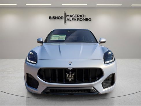 New 2025 Maserati Grecale Modena image 2