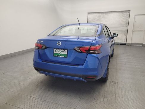 Used 2020 Nissan Versa S FWD image 7