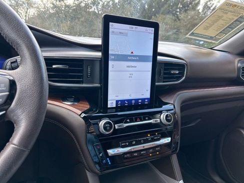 Used 2022 Ford Explorer King Ranch image 31
