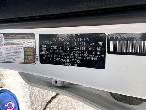 Used 2024 Kia Forte LXS FWD image 29