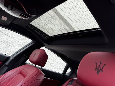 Used 2018 Maserati Quattroporte S Q4 image 10