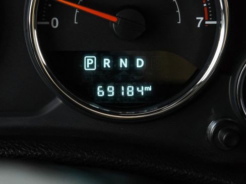 Used 2018 Jeep Wrangler Sahara w/ Connectivity Group image 16