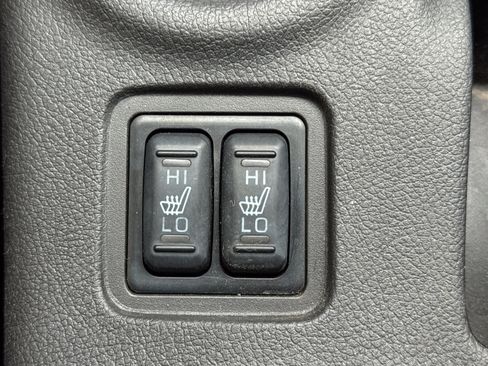 Used 2015 Mitsubishi Outlander SE AWD/4WD image 17