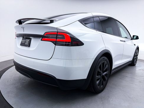 Used 2023 Tesla Model X image 14