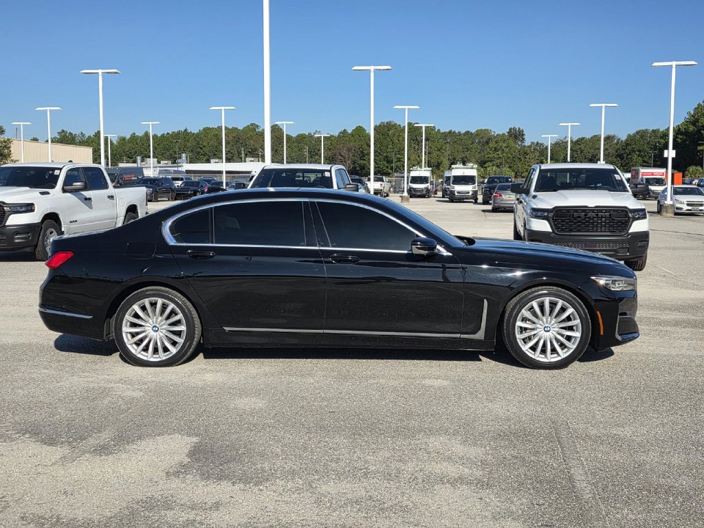 Used 2020 BMW 740i w/ Premium Package RWD image 43