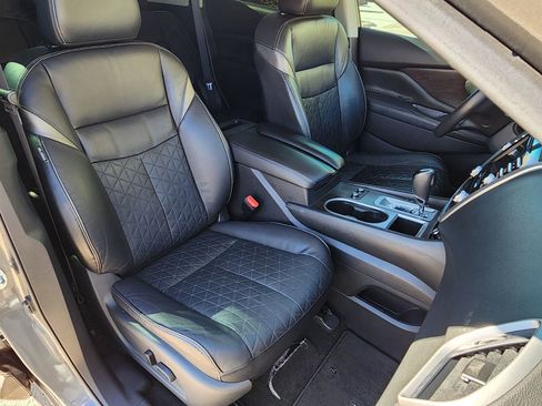 Used 2020 Nissan Murano Platinum w/ Cargo Package image 15